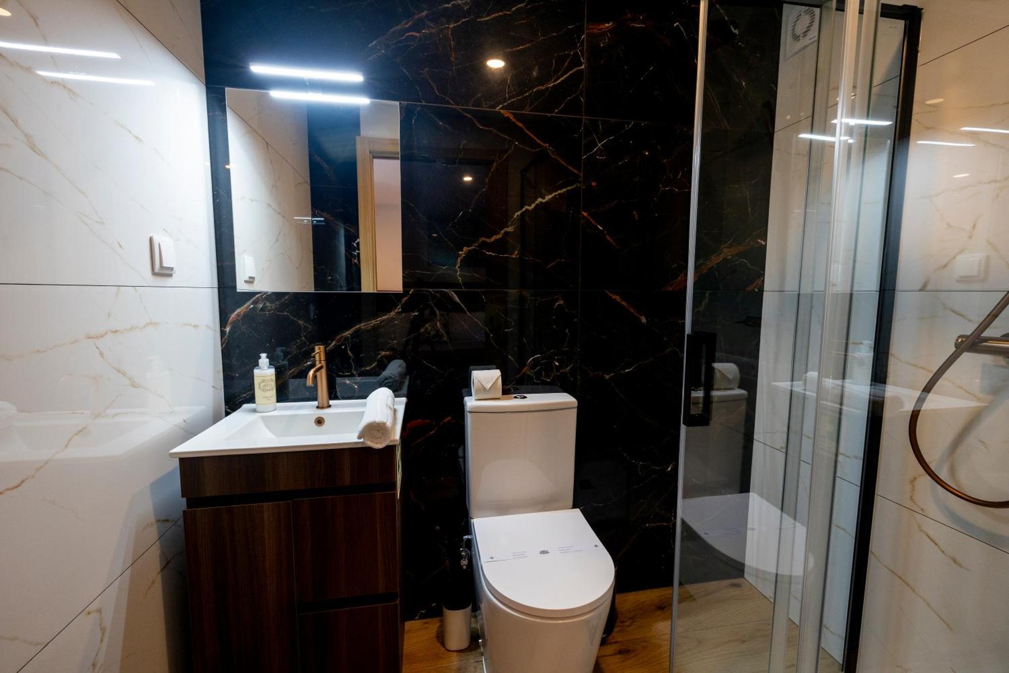 Cruzeiros Guest House, Piscina, Jacuzi, Grupos Tangil 外观 照片