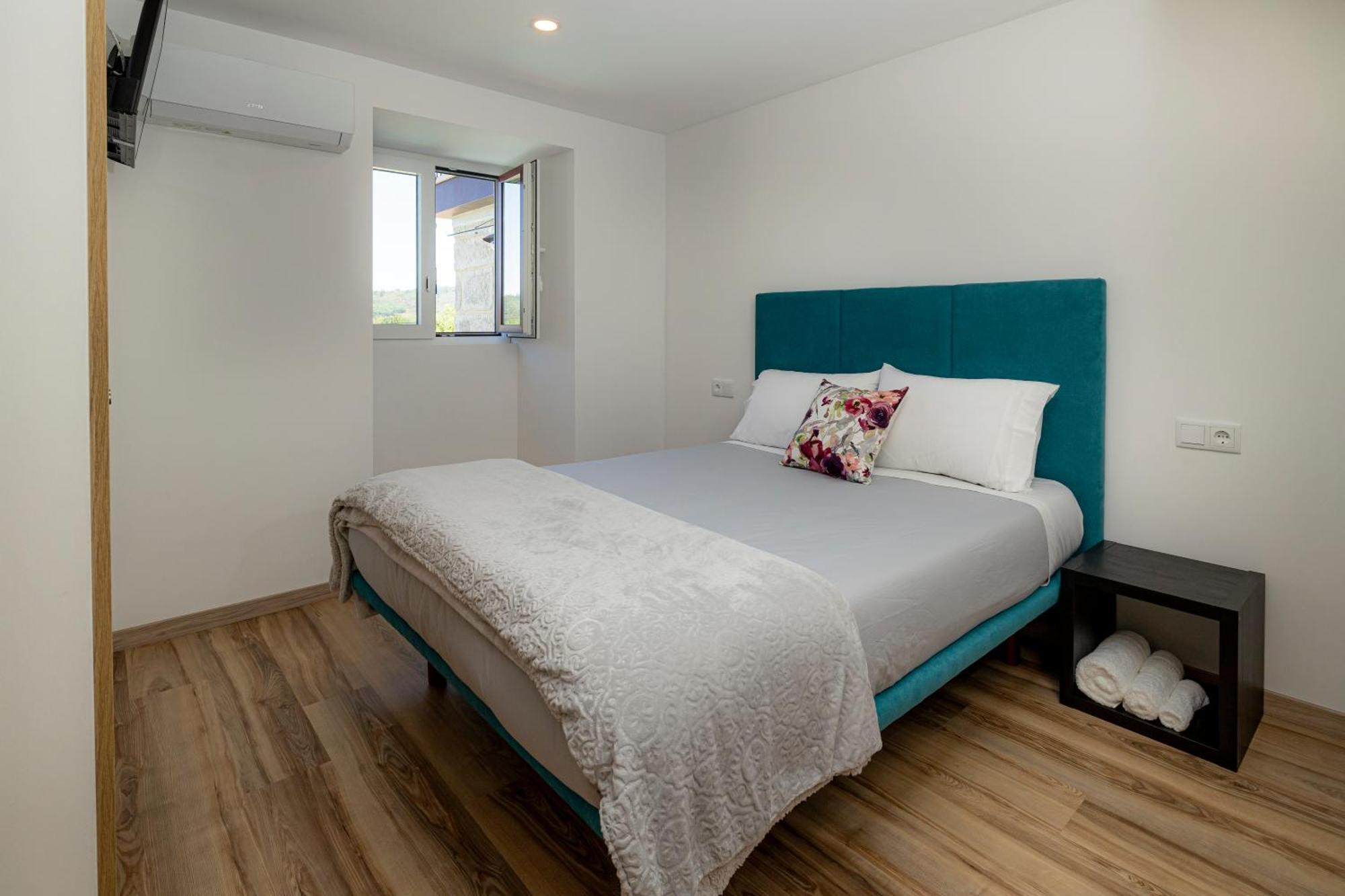 Cruzeiros Guest House, Piscina, Jacuzi, Grupos Tangil 外观 照片