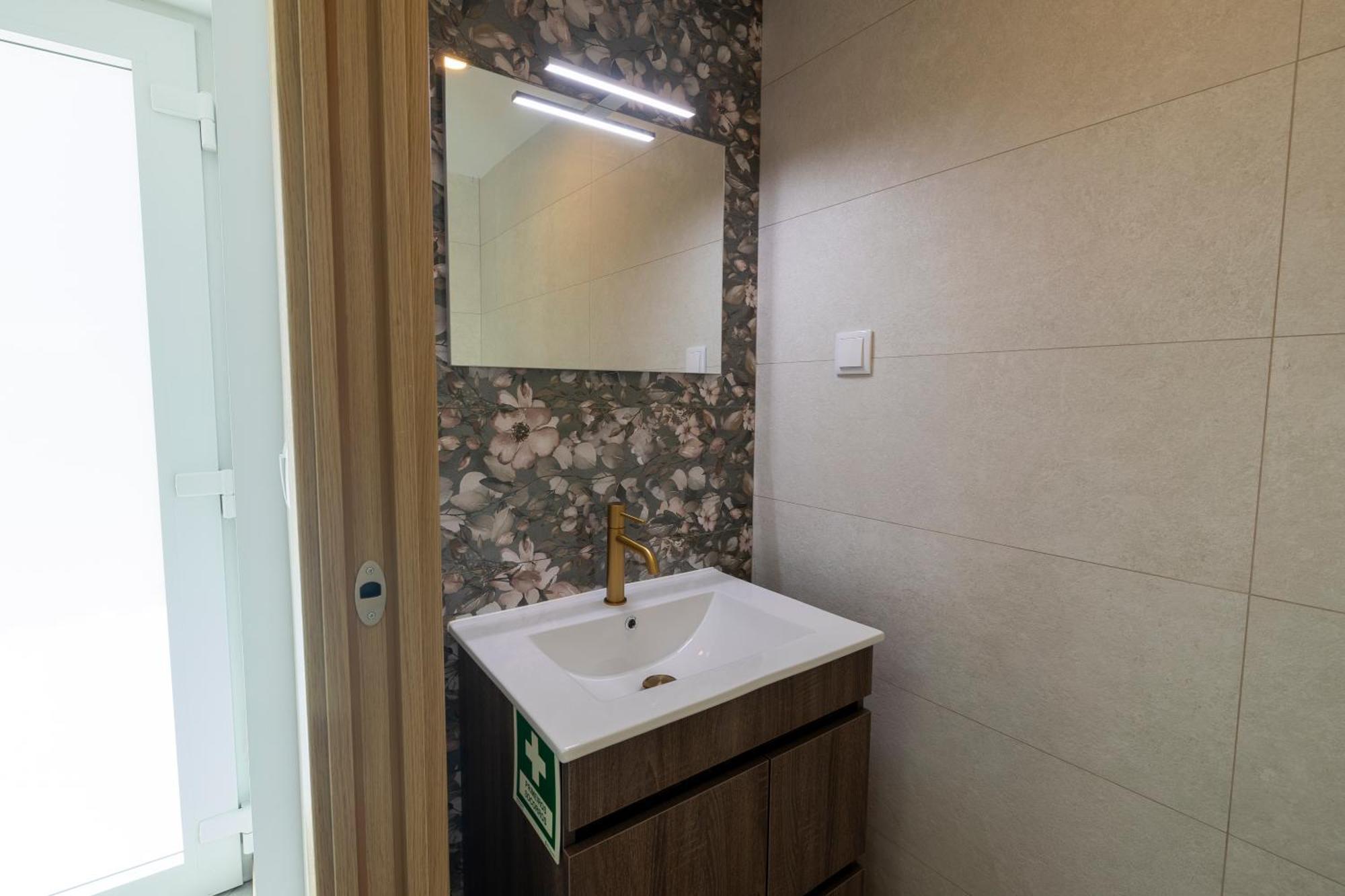 Cruzeiros Guest House, Piscina, Jacuzi, Grupos Tangil 外观 照片