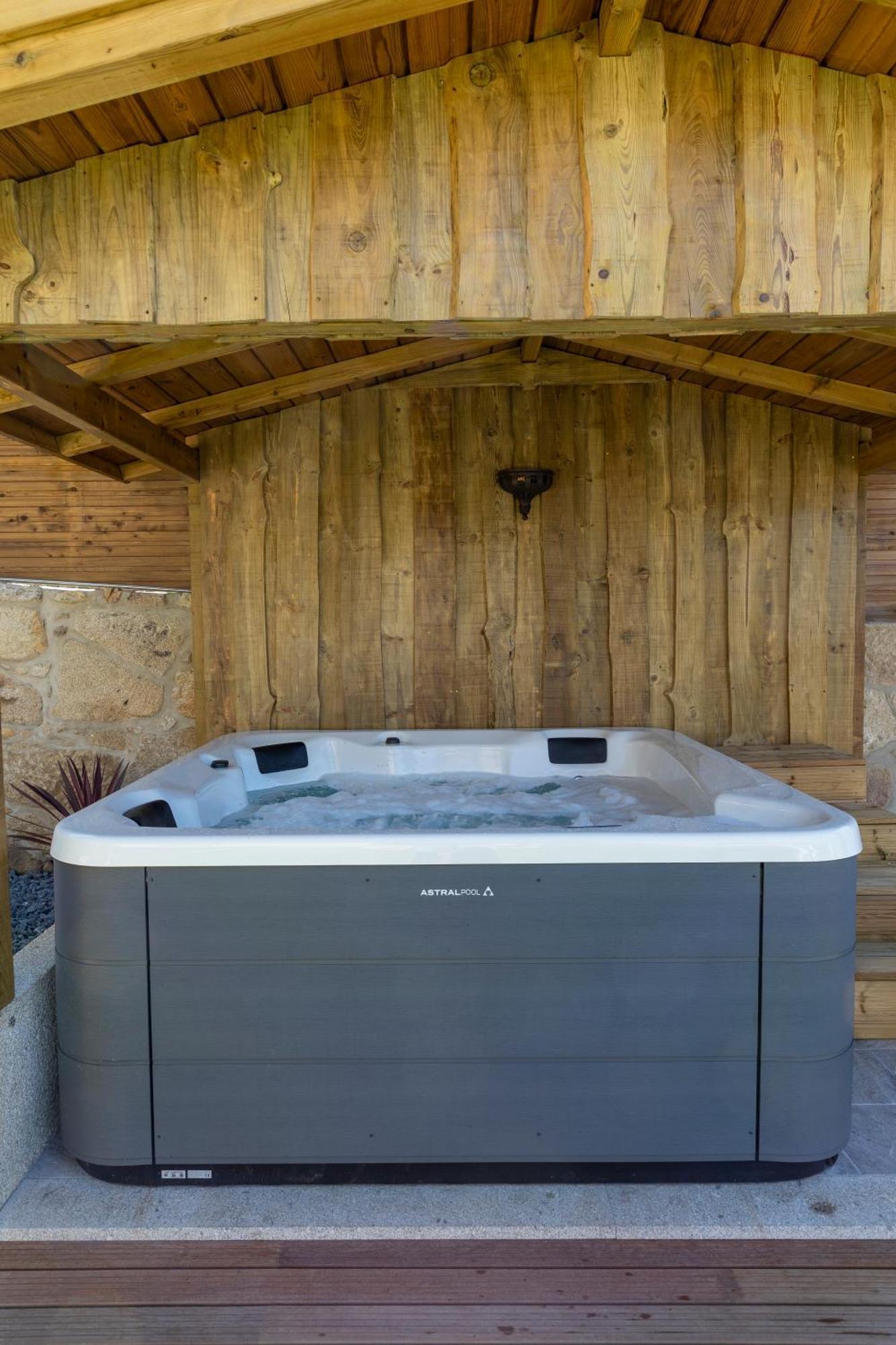 Cruzeiros Guest House, Piscina, Jacuzi, Grupos Tangil 外观 照片